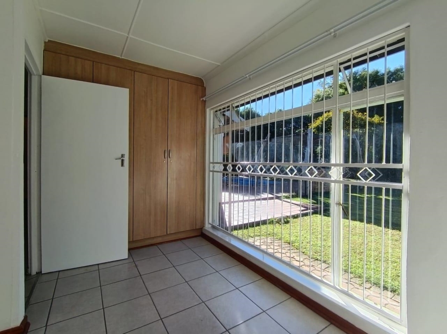 5 Bedroom Property for Sale in Universitas Ridge Free State